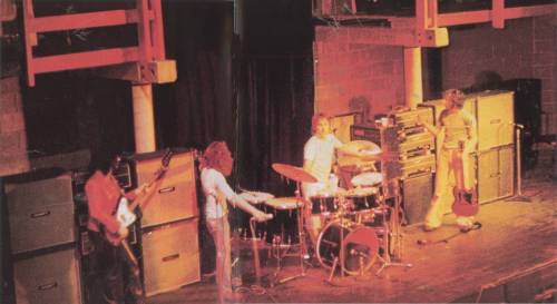Ca. Spring 1971, Young Vic, with last uses of the Hiwatt rig, and first uses of the 1965–69 sunburst Gibson Thunderbird IV (“Non-Reverse”-style).