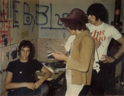 10 August 1968, Jaguar Club, St. Charles, Ill., backstage post-show. (Photo: Rick Giles)