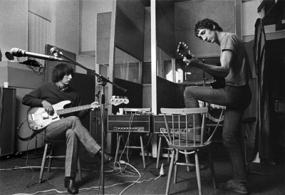 Ca. Spring 1969, recording sessions for Tommy, with both Pete and John using unlabeled customized Sound City L100 amplifier heads. Pete’s guitar is 1968 Gibson SG Special.