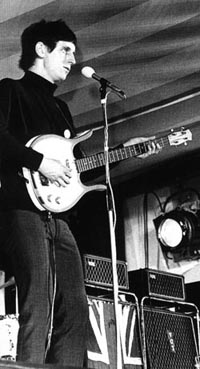 Ca. August 1965, Danelectro Longhorn bass.