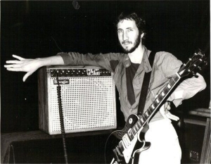 Click to view larger version. Ca. 1977, MESA/Boogie promotional photos of Pete